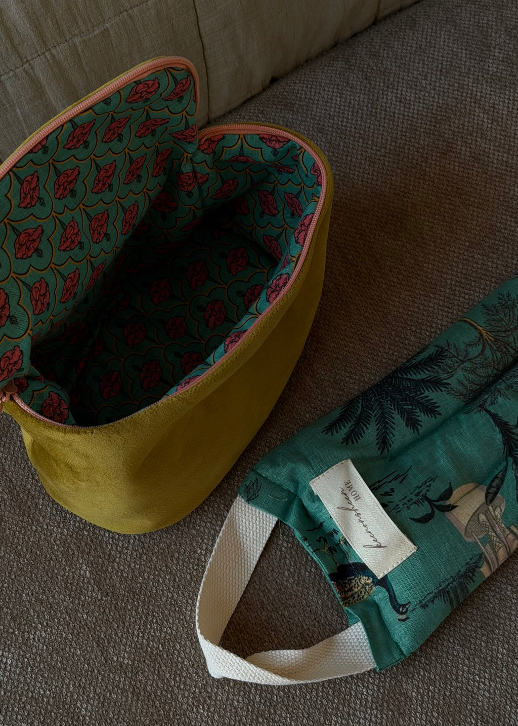 Jungle hot pads