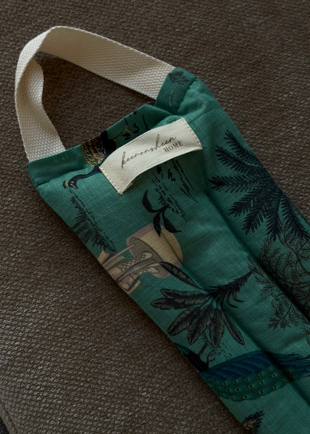 Jungle hot pads